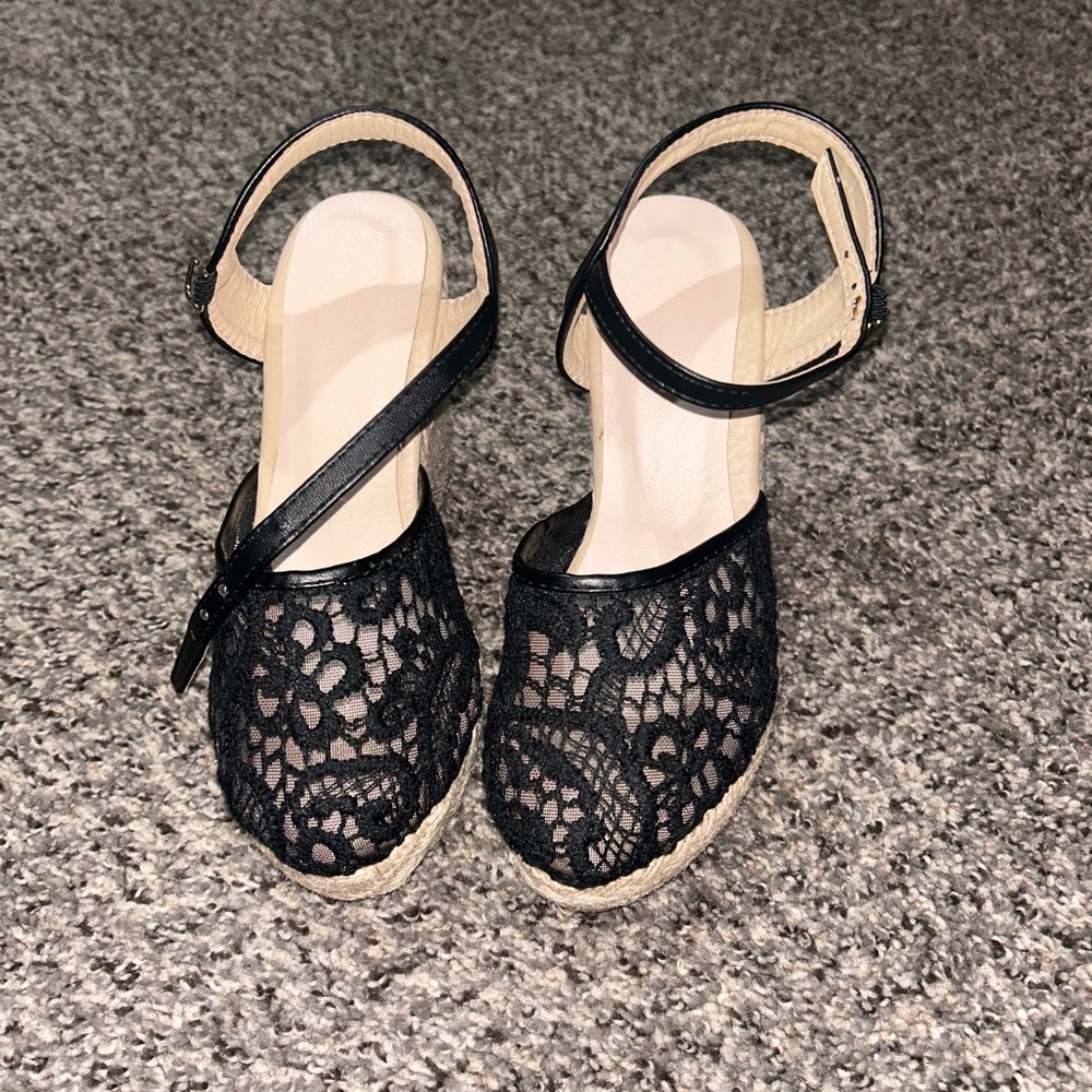 Elegant Black Lace Espadrille Sandals